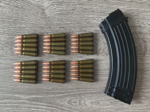 Учебный тренировочный комплект: Магазин АК + 30 патронов 7.62х39, ребристый, зеленые без капсюля 500M11635