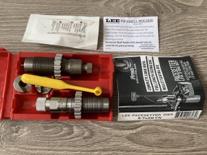 Набор из 2-х матриц 5.7x28 FN, Lee Full Length 2-Die Set 90603 для снаряжения патронов 500M11788