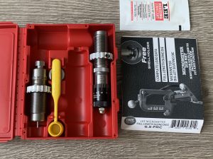 Набор из 2-х матриц с микрометром 6.5 PRC, Lee Micrometer Full Length Sizing 2-Die Set 92391 для снаряжения патронов 500M11791